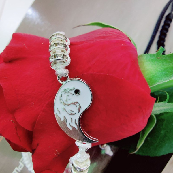 Парные браслеты ИНЬ ЯН с драконом / двойной браслет / черный и белый